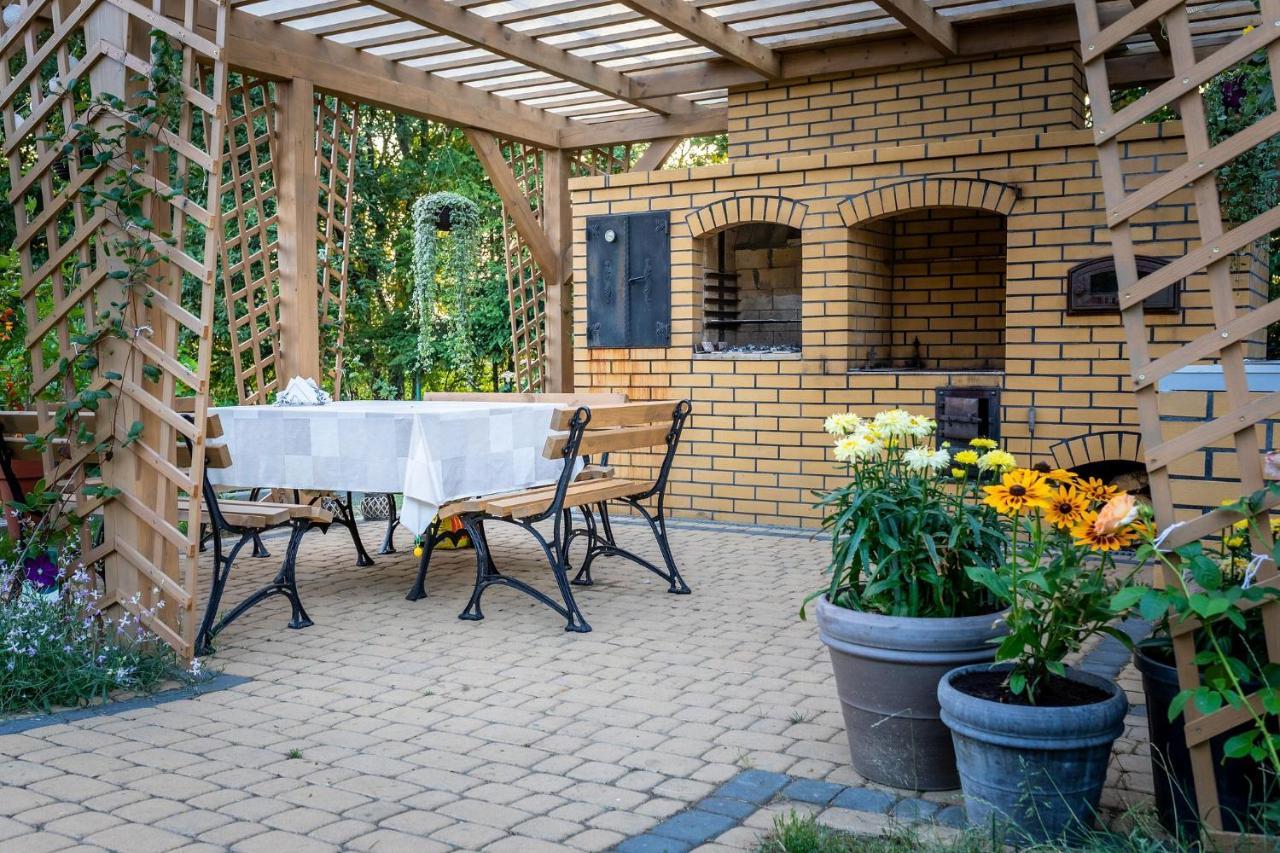 Zielono Mi - Dom Goscinny W Lapalicach Lapalice Exterior foto
